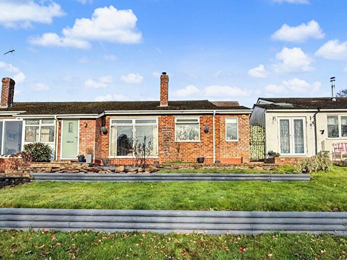 3 Bedroom Semi-Detached Bungalow For Sale In Welton Road, Braunston, NN11