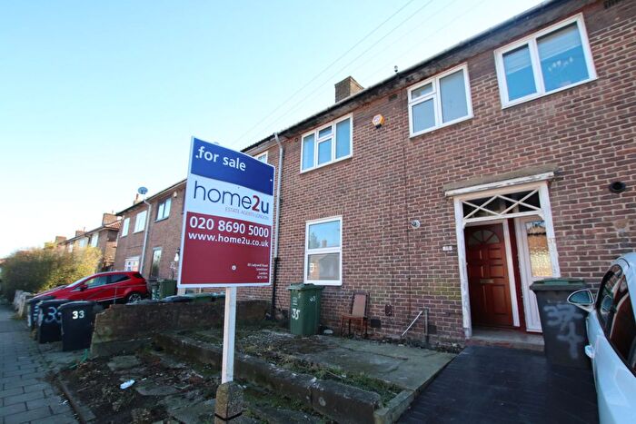 3 Bedroom Terraced House For Sale In Moorside Road, Bromley, BR1