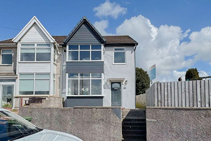 3 Bedroom Semi Detached House For Sale In Bedwellty Road, Cefn Fforest, NP12