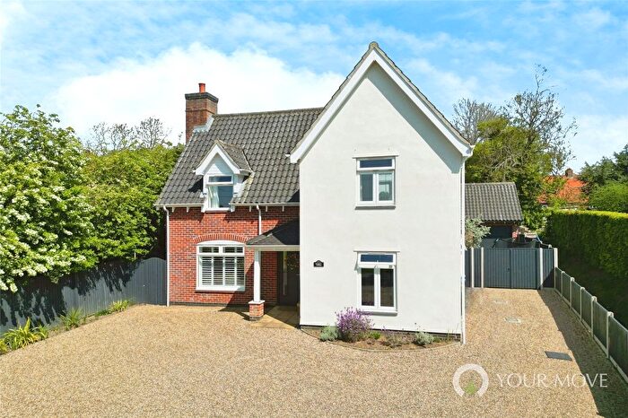 3 Bedroom Detached House For Sale In Halesworth Road, Redisham, Beccles, Suffolk, NR34
