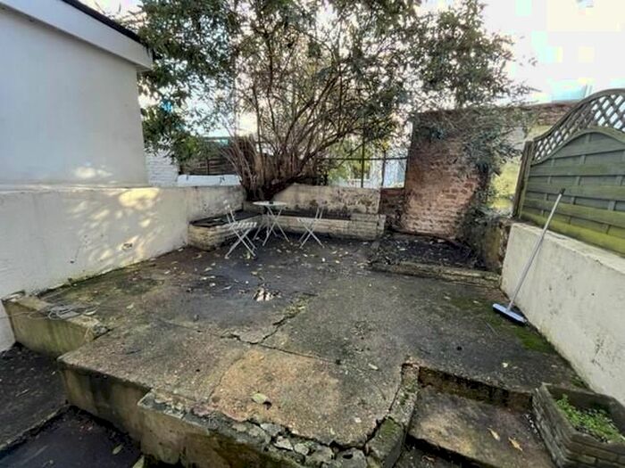 4 Bedroom Terraced House To Rent In St. Pauls Street, Brighton, BN2