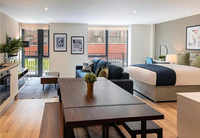 2 Bedroom Flat For Sale In Richmond Row, Liverpool, L3