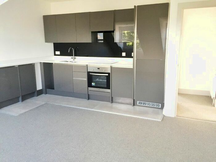 1 Bedroom Flat To Rent In St Barnabas Road, Sutton, SM1