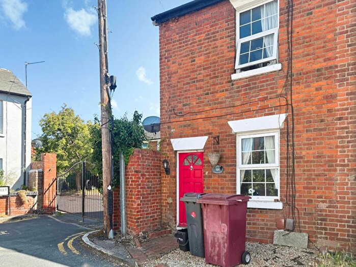 2 Bedroom Terraced House To Rent In Eldon Terrace, Reading, RG1