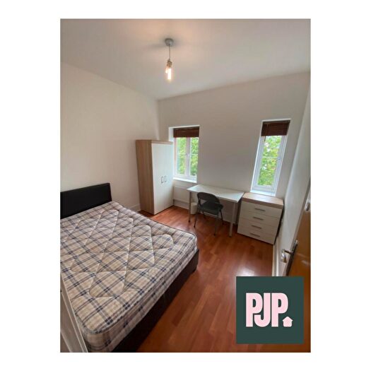 4 Bedroom House To Rent In Jekyll Close, Bristol, BS16