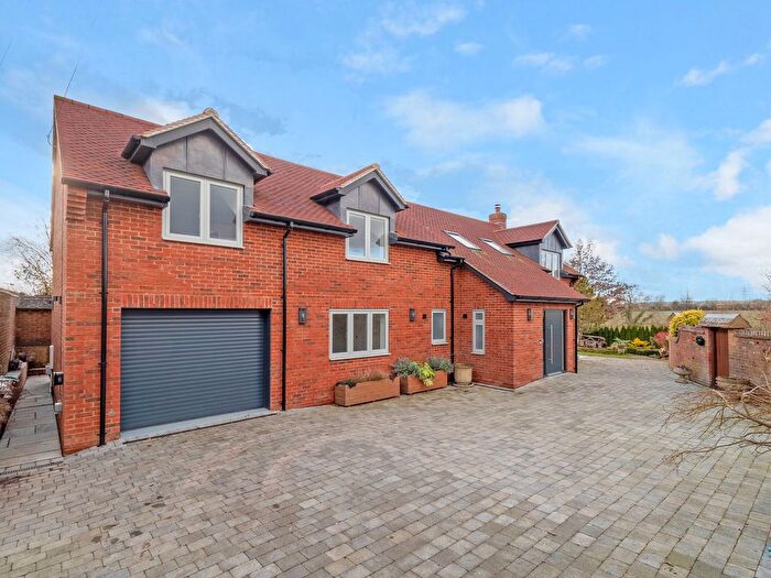 6 Bedroom Detached House For Sale In Hillesden Buckingham, Buckinghamshire, MK18