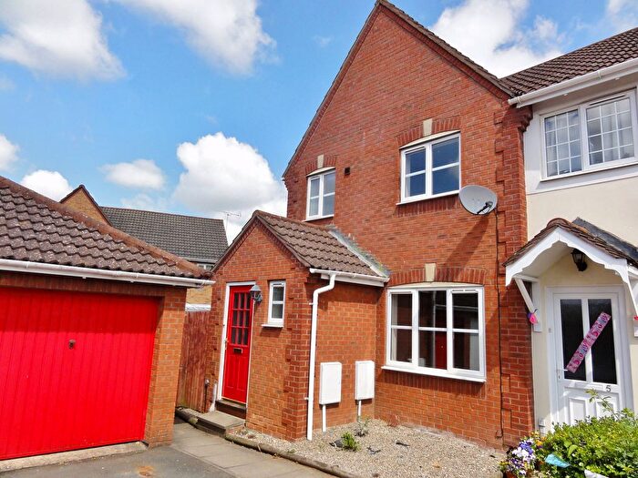 3 Bedroom End Of Terrace House To Rent In Drinkwater Close, Ledbury, Herefordshire, HR8
