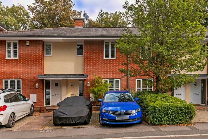 3 Bedroom Terraced House To Rent In Grange Close, Winchester, SO23