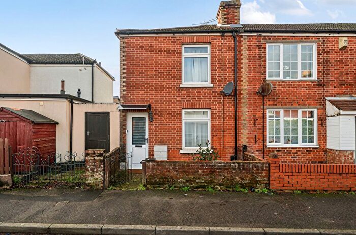 2 Bedroom End Terrace House For Sale In Firgrove Road, Freemantle, Southampton, Hampshire, SO15