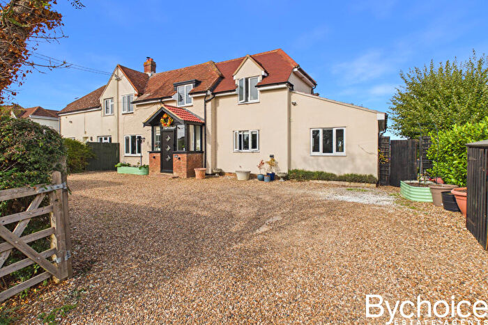 4 Bedroom Semi-Detached House For Sale In The Parsonage, Helions Bumpstead, CB9