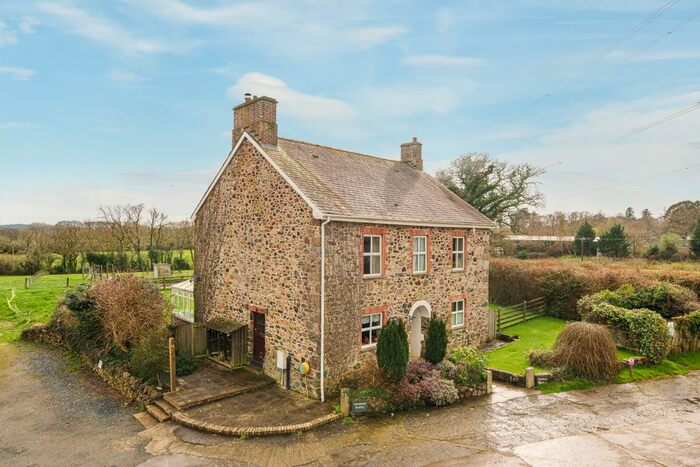 5 Bedroom Farmhouse For Sale In The Conifers, New Park, Bovey Tracey, Newton Abbot, TQ13
