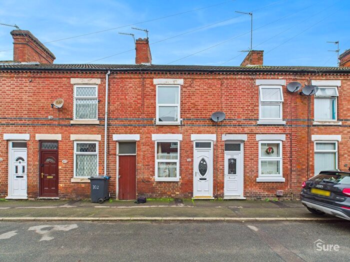 3 Bedroom Terraced House To Rent In Blackpool Street, Burton-On-Trent, DE14