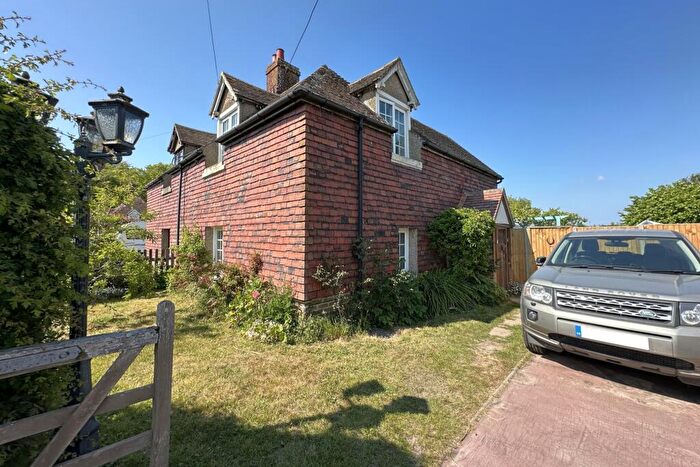 3 Bedroom House For Sale In Betteshanger Cottage, Northbourne Road, CT14