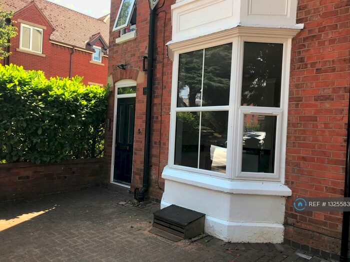 1 Bedroom Flat To Rent In Alcester Road, Stratford Upon Avon, CV37