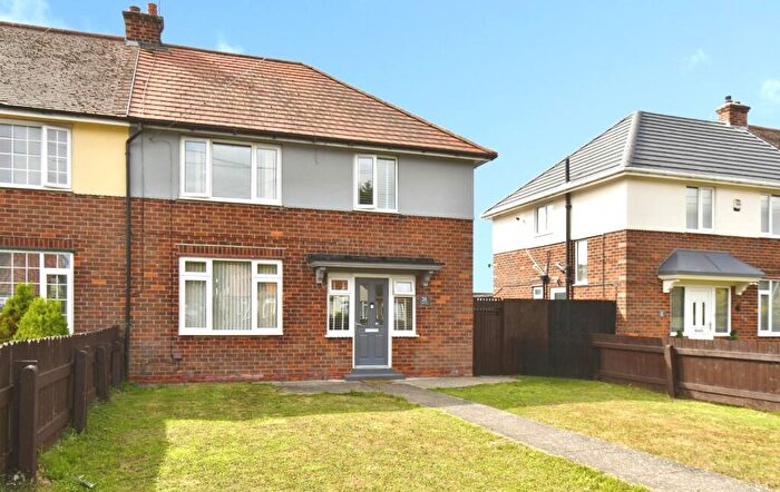 3 Bedroom Semi-Detached House For Sale In Westlands Road, Hedon, HU12