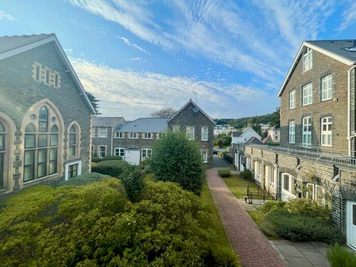 1 Bedroom Flat To Rent In Llys Ardwyn, Aberystwyth, Ceredigion, SY23