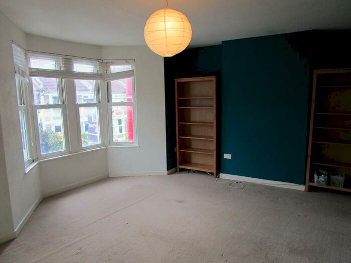 2 Bedroom Flat To Rent In Coronation Road, Southville, Bristol, BS3