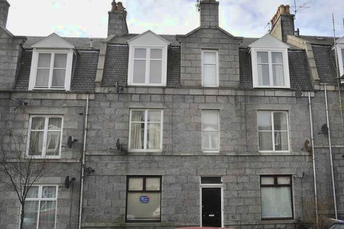 1 Bedroom Flat To Rent In Balmoral Place, Aberdeen, AB10