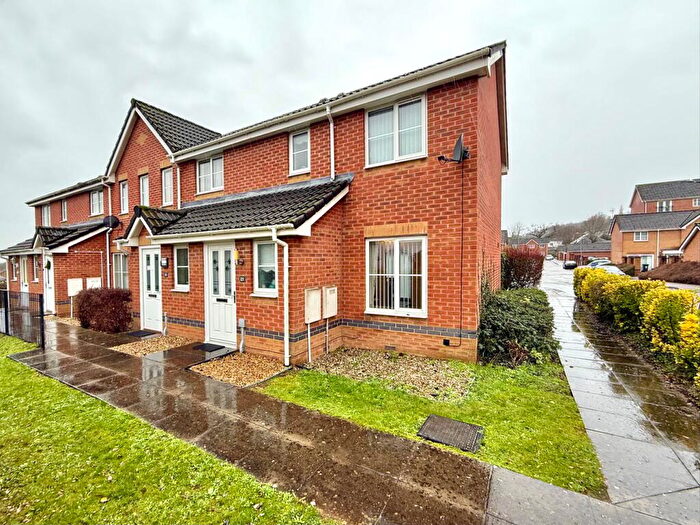 3 Bedroom End Of Terrace House For Sale In Bishpool View, Newport, NP19