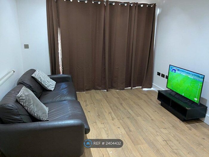 1 Bedroom Flat To Rent In Trident Point, Harrow, HA1