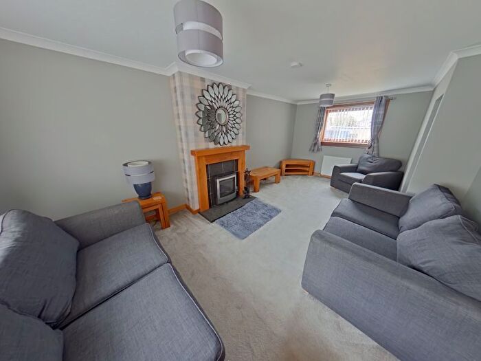 3 Bedroom Semi-Detached House To Rent In Ormlie Crescent, Thurso, KW14