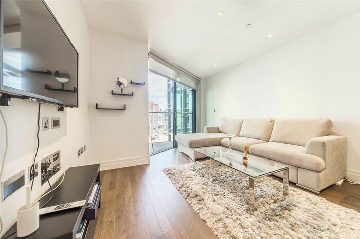 2 Bedroom Flat To Rent In Riverlight Quay, Vauxhall, London, SW8