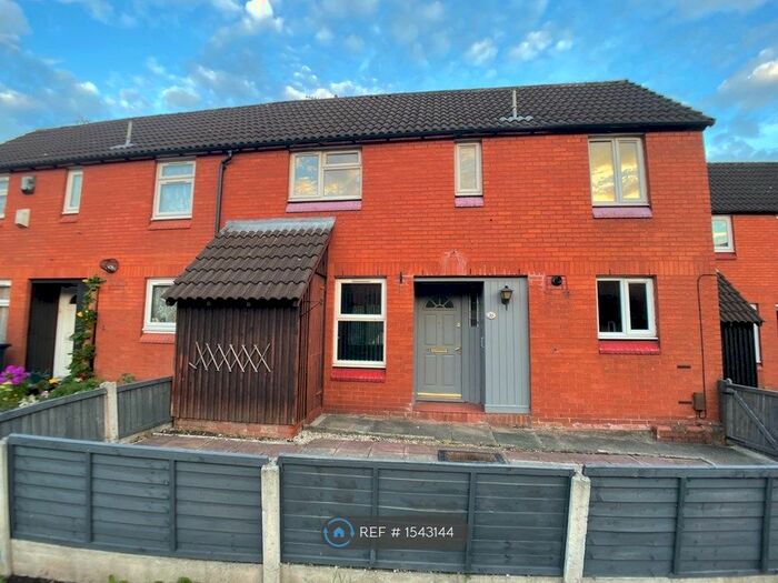 3 Bedroom Semi-Detached House To Rent In Jervis Close, Fearnhead, Warrington, WA2