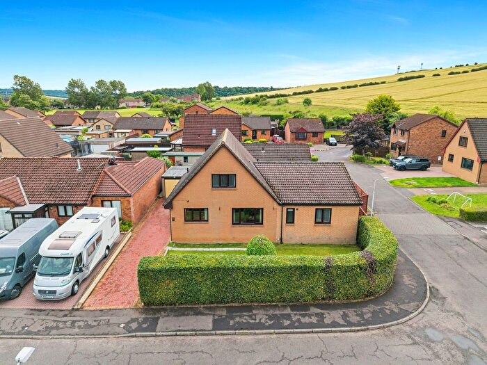 6 Bedroom Detached House For Sale In Granville Way, Rosyth, Dunfermline, KY11