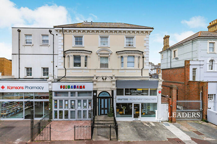 1 Bedroom Flat To Rent In Town Centre, BN21