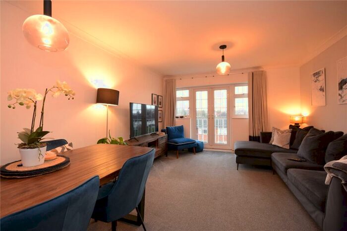 2 Bedroom Apartment To Rent In Arncliffe Court, Arncliffe Road, Leeds, West Yorkshire, LS16