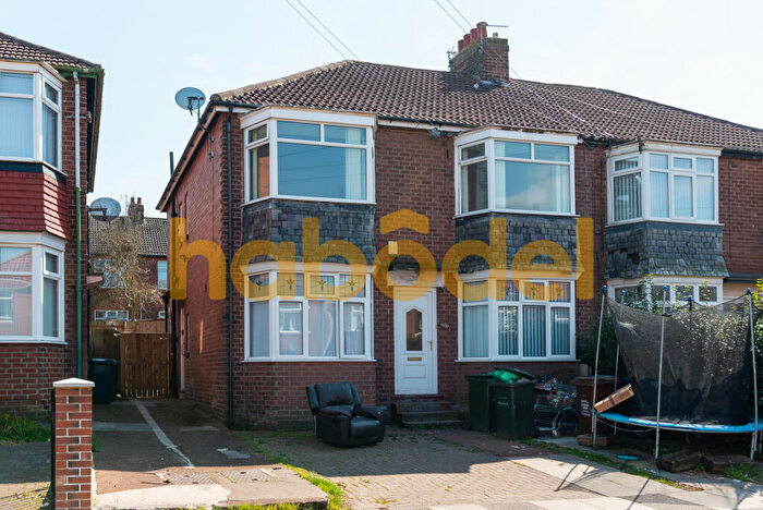 2 Bedroom Flat To Rent In Fenham, Newcastle Upon Tyne, NE5