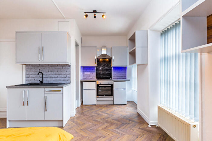 Studio To Rent In Leazes Terrace, Newcastle Upon Tyne, NE1