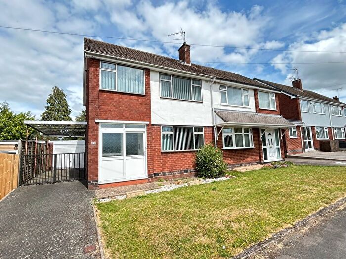 3 Bedroom Semi-Detached House For Sale In Mayfield Close, Bedworth, Warwickshire, CV12
