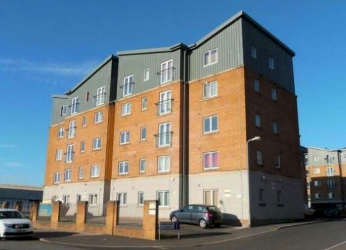 1 Bedroom Property To Rent In Moorhead Close, Splott, Cardiff, CF24