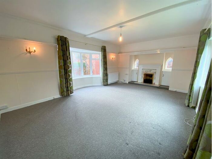 2 Bedroom House To Rent In Church Road, Caversham, RG4
