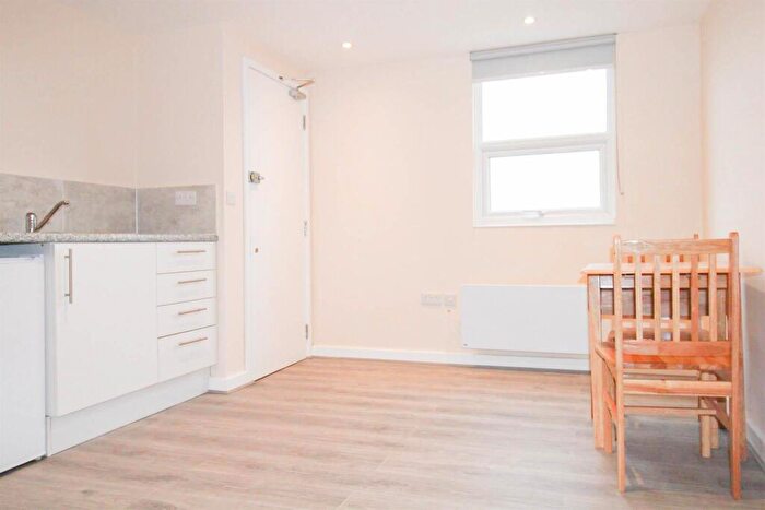 Studio To Rent In Windmill Road, Gillingham, ME7