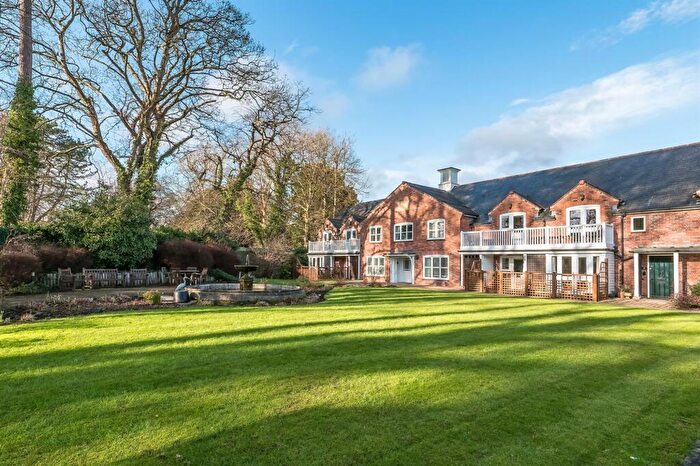 2 Bedroom Flat For Sale In Shirleys Drive, Prestbury, SK10