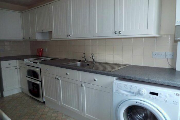 1 Bedroom Maisonette To Rent In - St. Peters Square, Ruthin, LL15