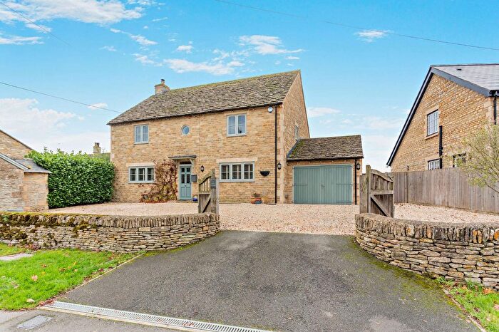 4 Bedroom Detached House For Sale In Lechlade Road, Langford, Lechlade, Gloucestershire, GL7