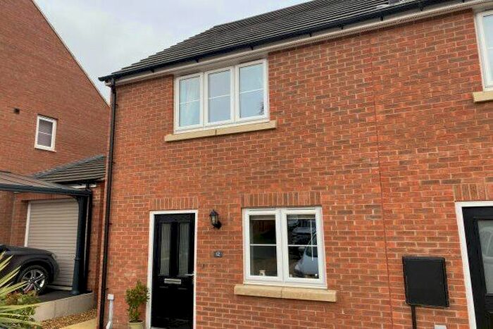 2 Bedroom Property To Rent In Headland Rise, Malton, YO17