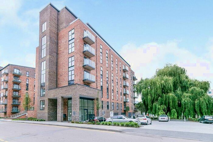 2 Bedroom Flat To Rent In William Mundy Way, Dartford, Kent, DA1
