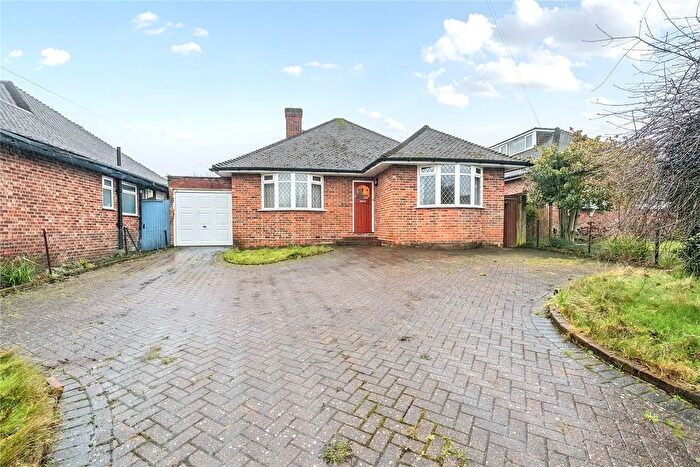 2 Bedroom Bungalow For Sale In Wickham Road, Shirley, Croydon, CR0