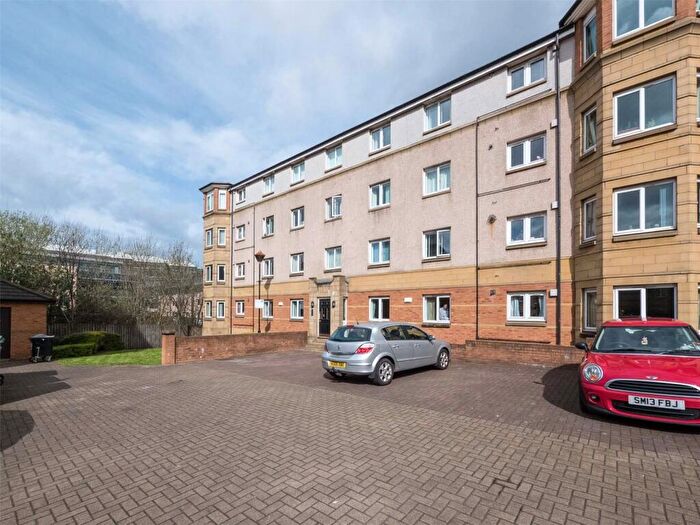 2 Bedroom Flat To Rent In Easter Dalry Place, Edinburgh, EH11