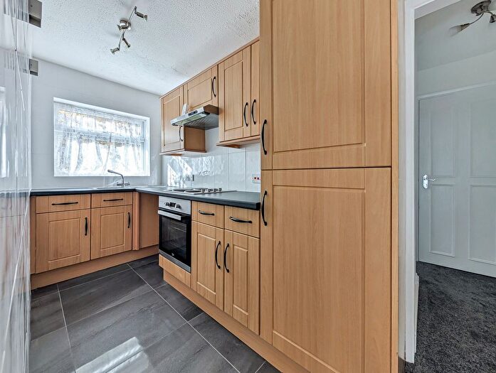 1 Bedroom Maisonette To Rent In Taylors Close, Sidcup, DA14