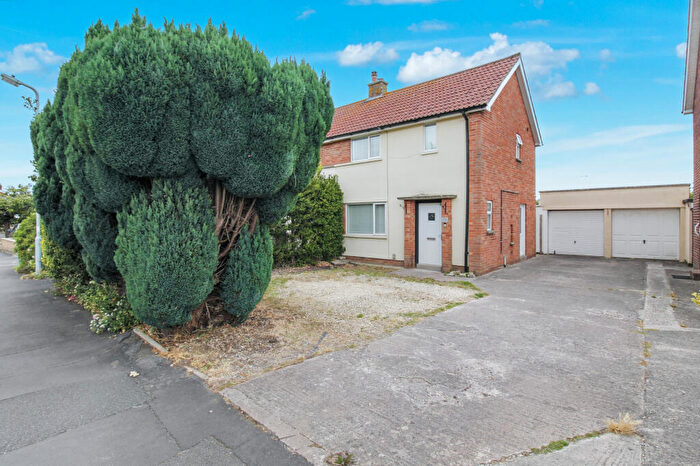 2 Bedroom House For Sale In Strode Road, Street, BA16