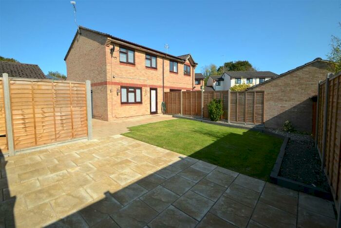 3 Bedroom Semi-Detached House To Rent In Watermills Close, Andover, SP10