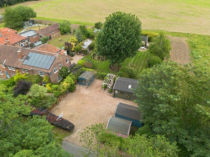 4 Bedroom Property For Sale In Bridge Road, High Kelling, NR25