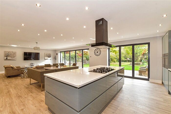 4 Bedroom Detached House For Sale In The Drive, Tonbridge, Kent, TN9