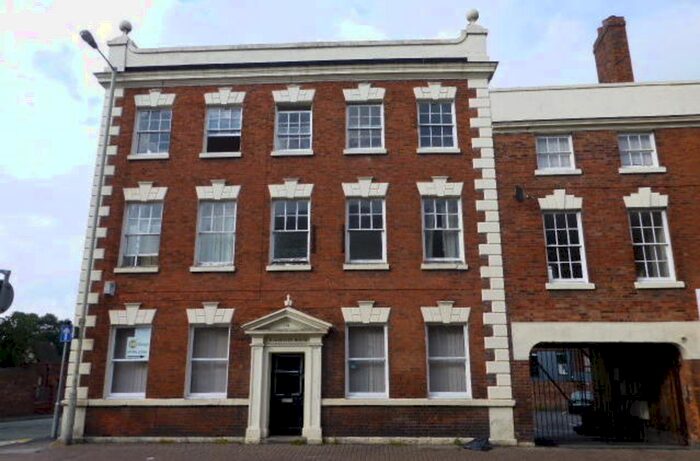 1 Bedroom Flat To Rent In Wolverhampton Street, Dudley, DY1