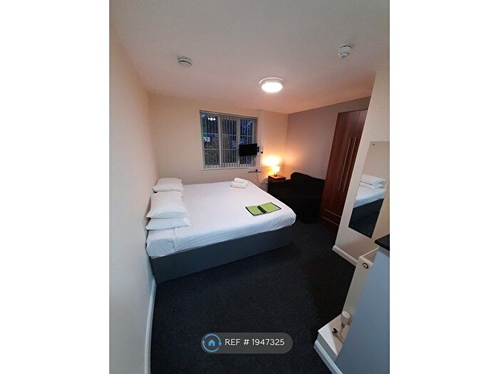 1 Bedroom Flat To Rent In Liverpool Road, Newcastle Under Lyme, ST5